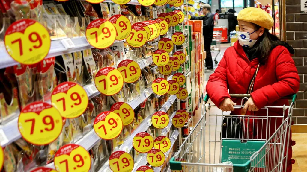 China aposta em subsídios para reviver consumo e economia