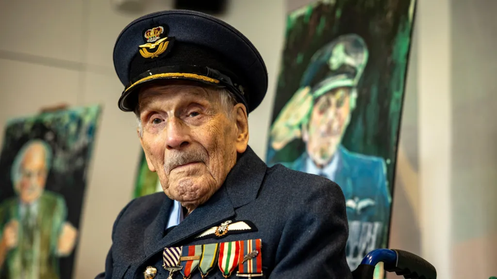Despedida a Paddy Hemingway, último piloto da Batalha da Grã-Bretanha