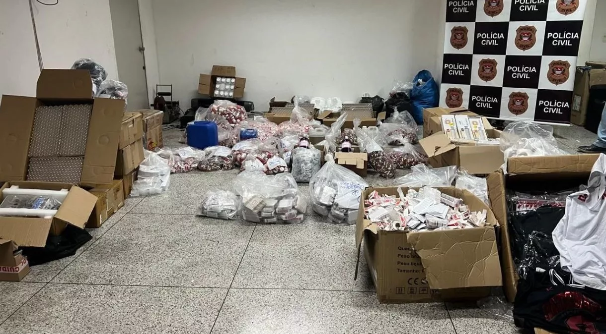Operação em Cotia Desmantela Tráfico de Anabolizantes Falsificados