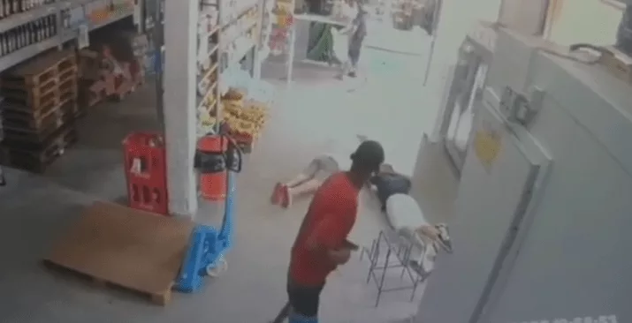 Coragem em ação: clientes reagem a assalto em São Paulo