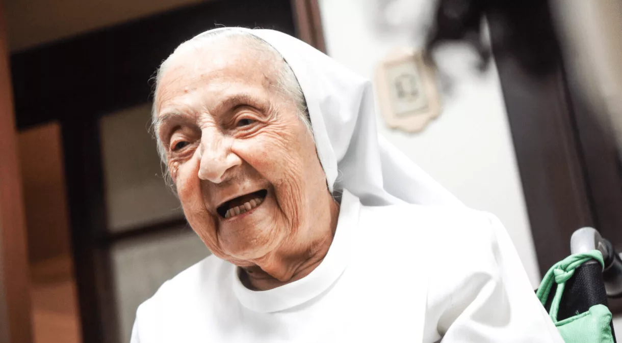 Despedida da Freira Inah: Longevidade e Inspiração