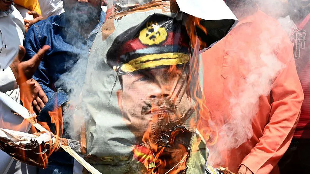 General Munir: O Novo Comando do Exército Paquistanês