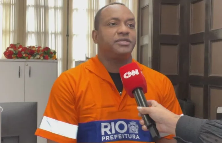 Homenagem a Gari que Salvou Bebê no Lixo