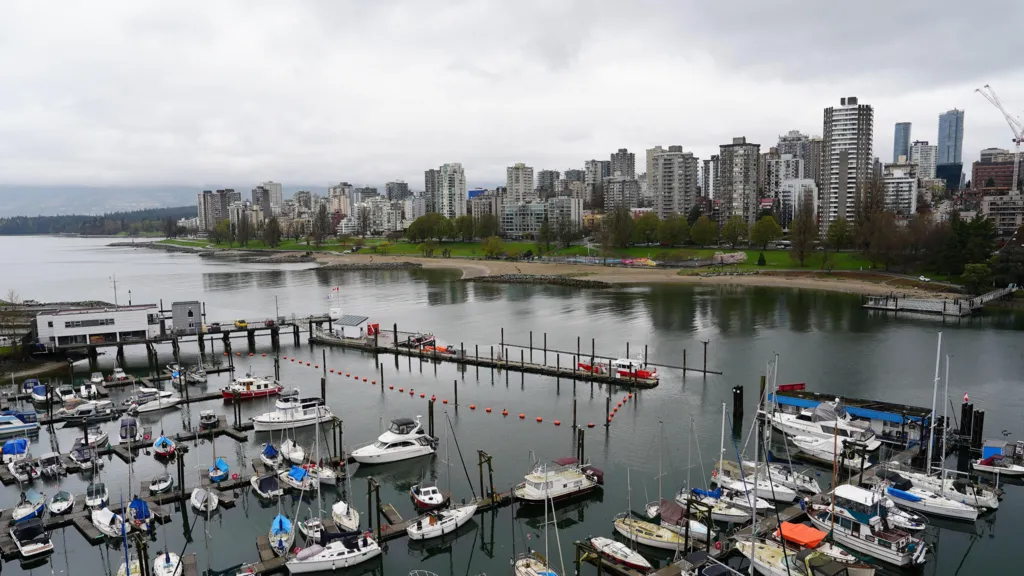 A Crise Habitacional no Canadá: Soluções para um Problema Gerações