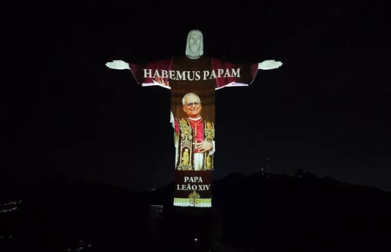 Cristo Redentor Celebra Eleição do Papa Leão XIV