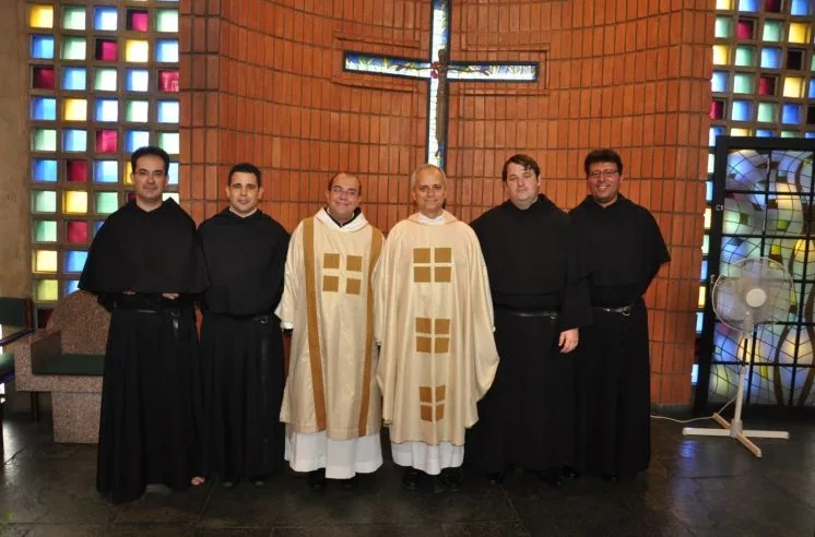 Conheça o Papa Leão XIV e sua conexão com o Brasil