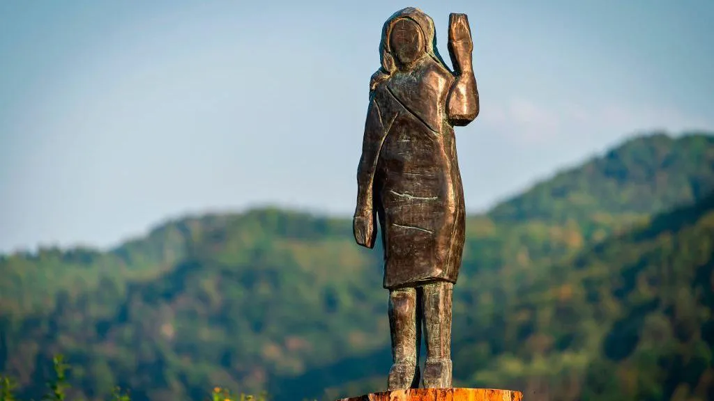 Desaparecimento da Estátua de Melania Trump em Sevnica