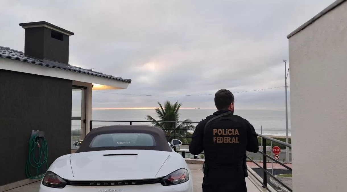 Polícia Federal realiza operações em combate a crimes financeiros