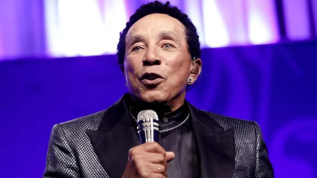 Acusações contra Smokey Robinson: Processos e Abusos