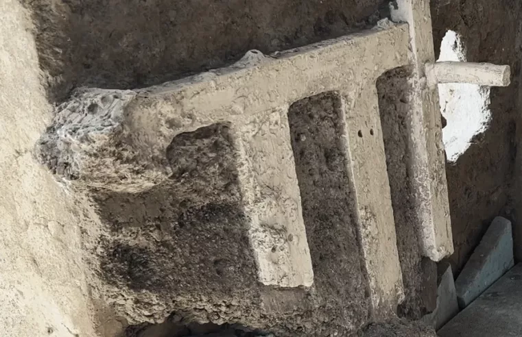 Desespero em Pompeia: a última tentativa de fuga da família