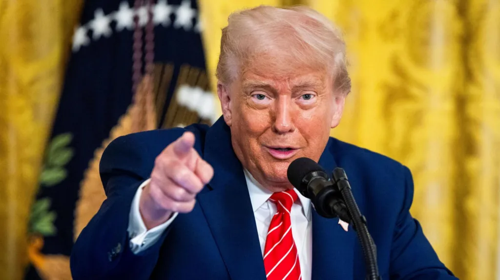 Trump sugere redução de tarifas na esperança de acordo com a China