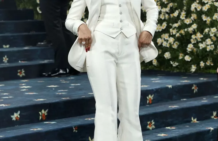 Desfile de Estilo no Met Gala 2023: Uma Noite Icônica