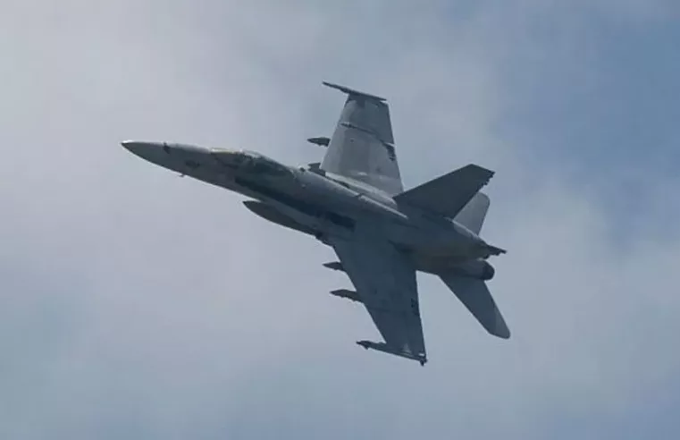 Caça F/A-18F cai no Mar Vermelho: segundo incidente em 8 dias