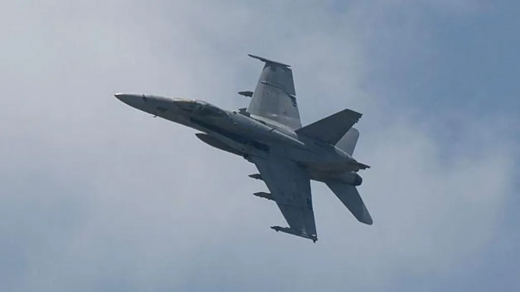 Caça F/A-18F cai no Mar Vermelho: segundo incidente em 8 dias