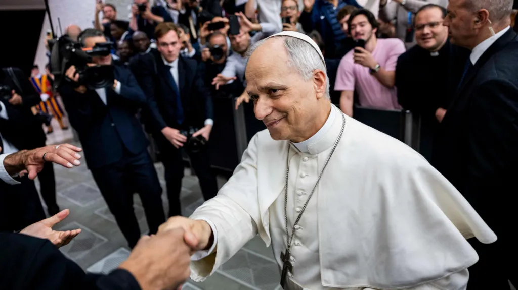 Papa Leão XIV defende liberdade de imprensa e uso ético da IA
